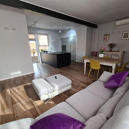 Cuore Di Alba Charming Apartment Eksteriør bilde