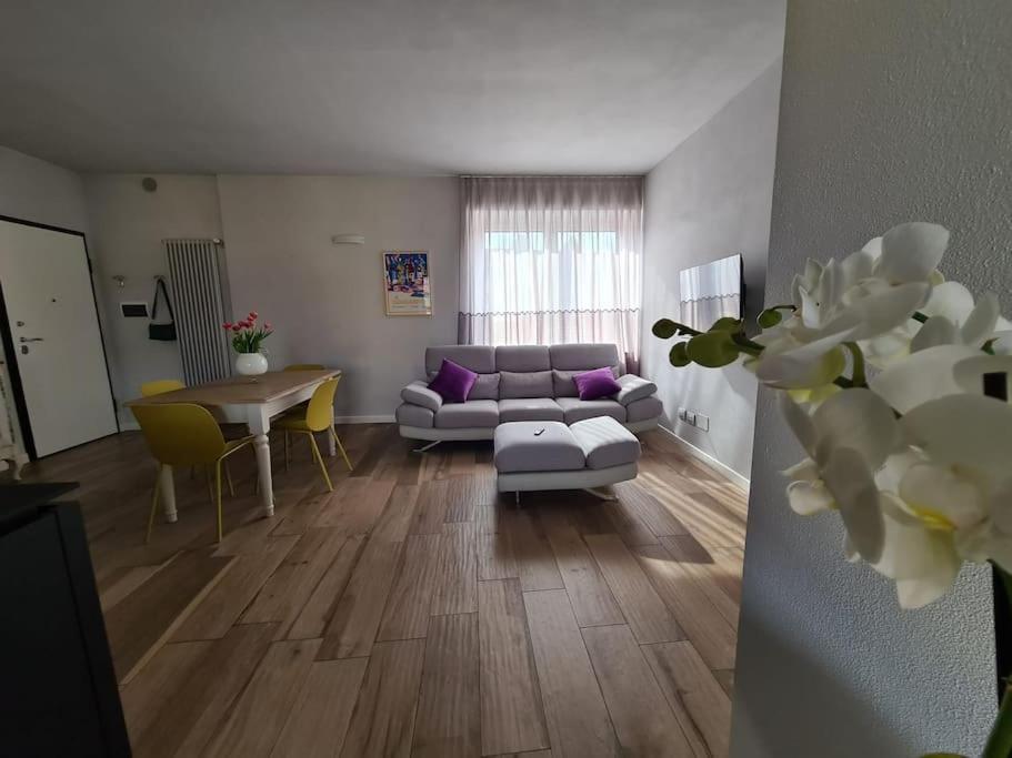 Cuore Di Alba Charming Apartment Eksteriør bilde