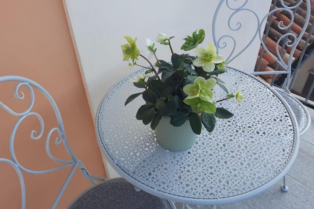 Cuore Di Alba Charming Apartment Eksteriør bilde